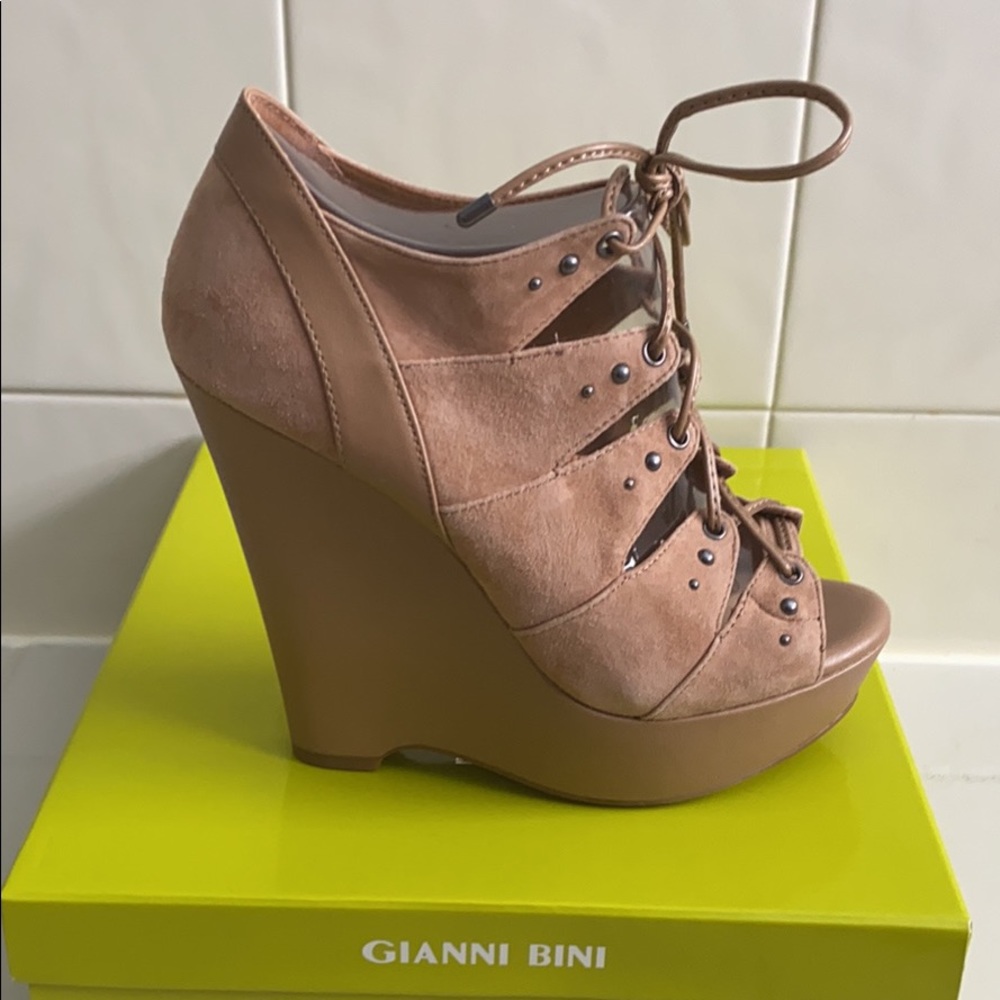 High heel